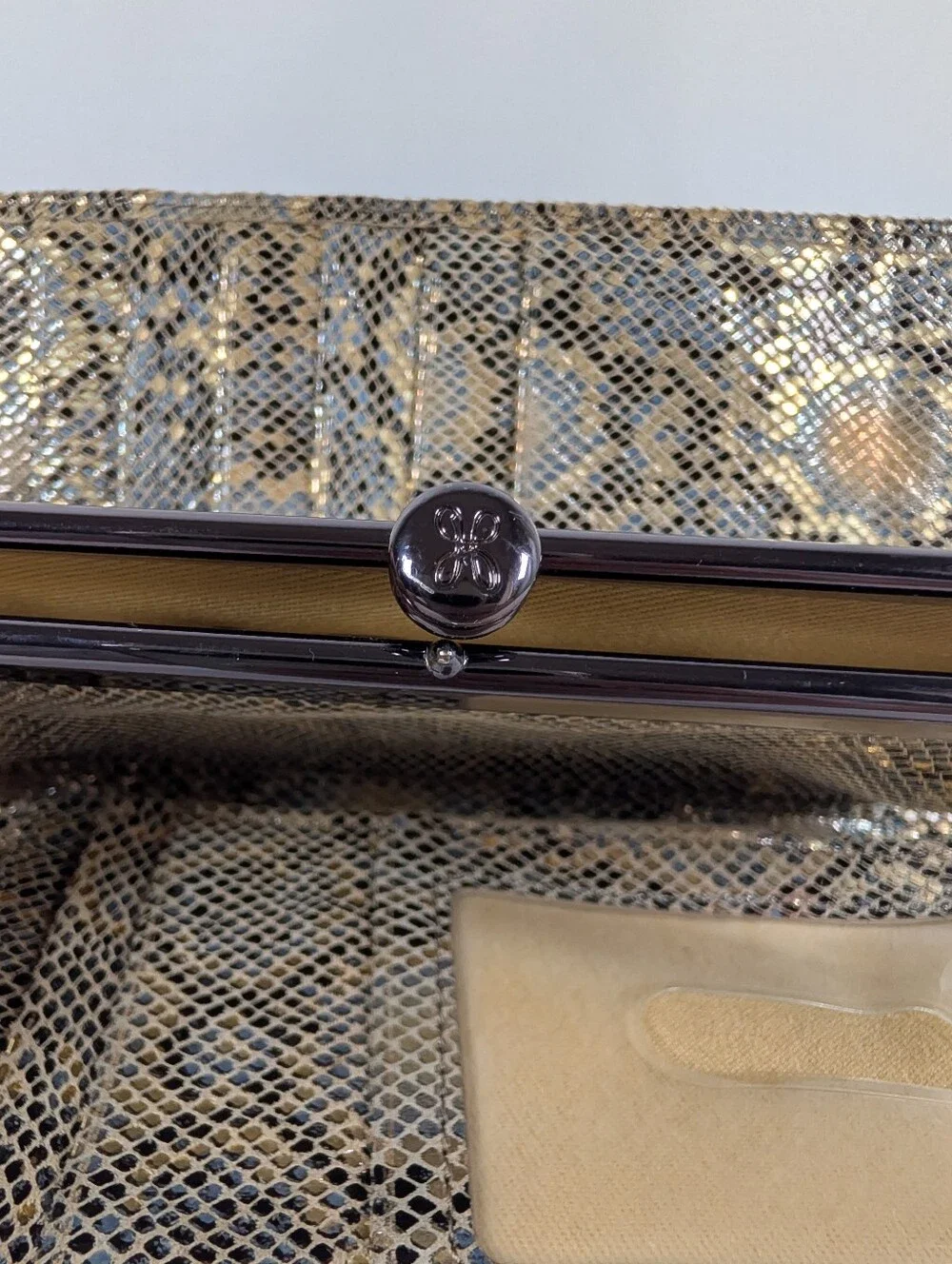 Hobo The Original, Snakeskin-Embossed Leather Kiss-Lock Wristlet Clutch - Picture 9 of 9